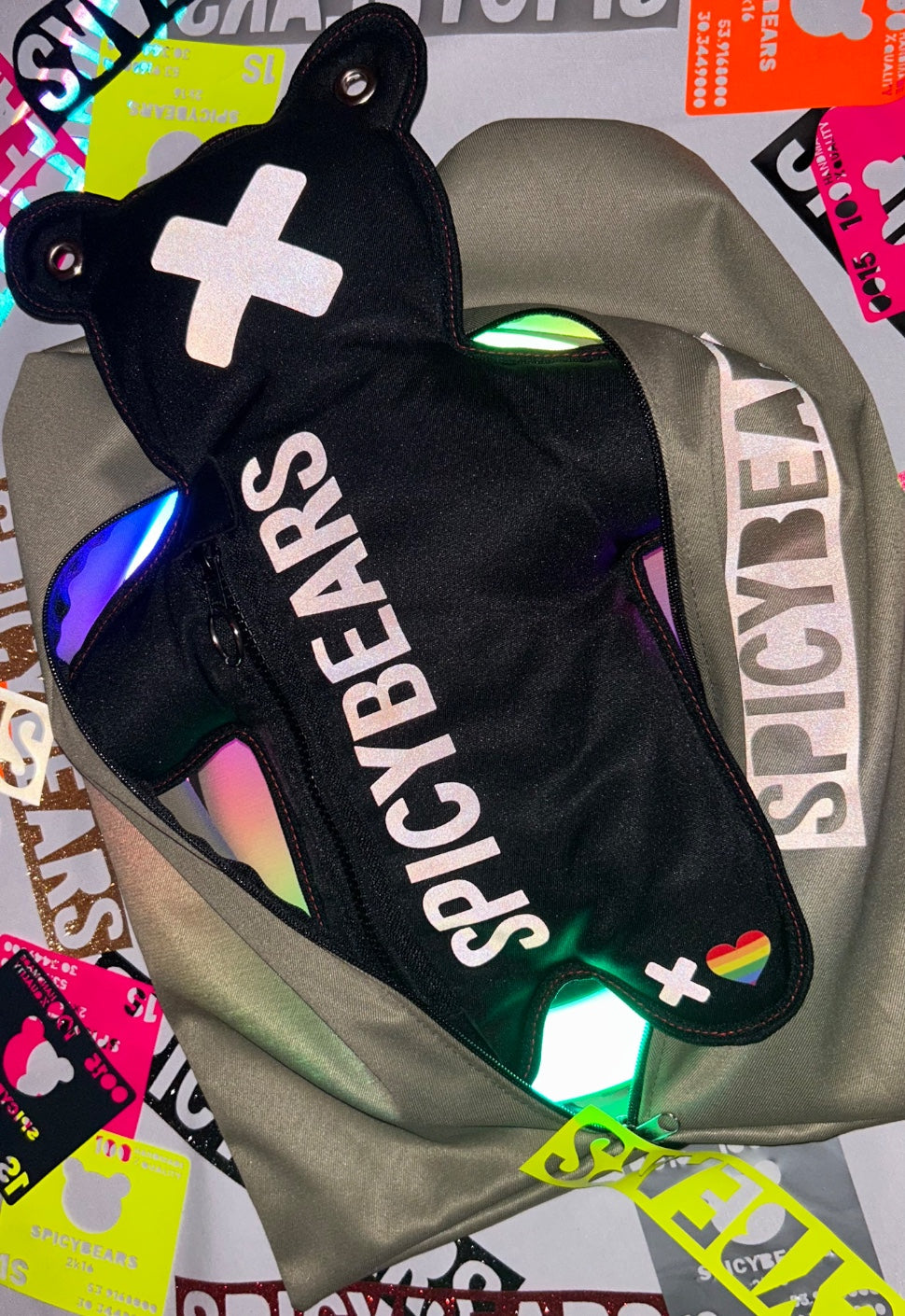 Black | Rainbow Heart Edition - SPICYBEARS