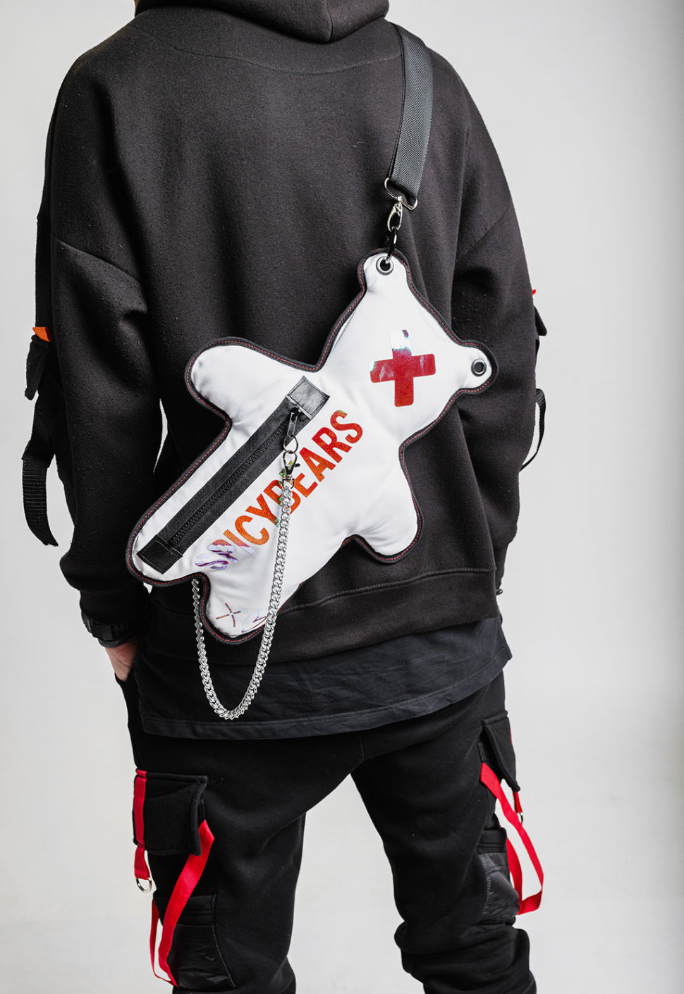 The Huggable White Chameleon Bag: Stand Out with SPICYBEARS Unique Style